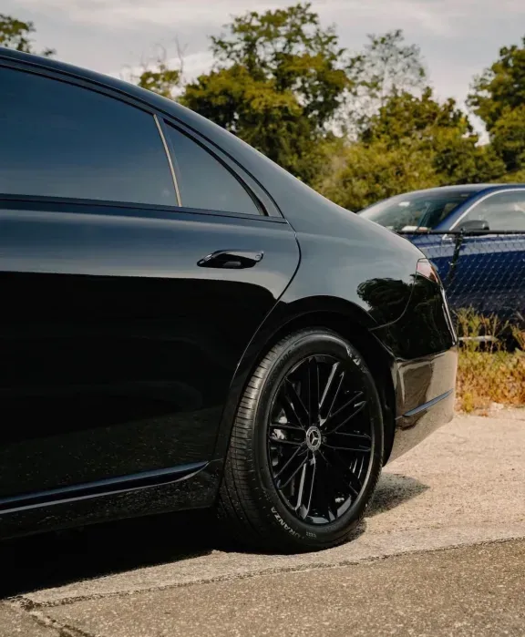 Luxury Escalade cabin - executive LaGuardia transportation